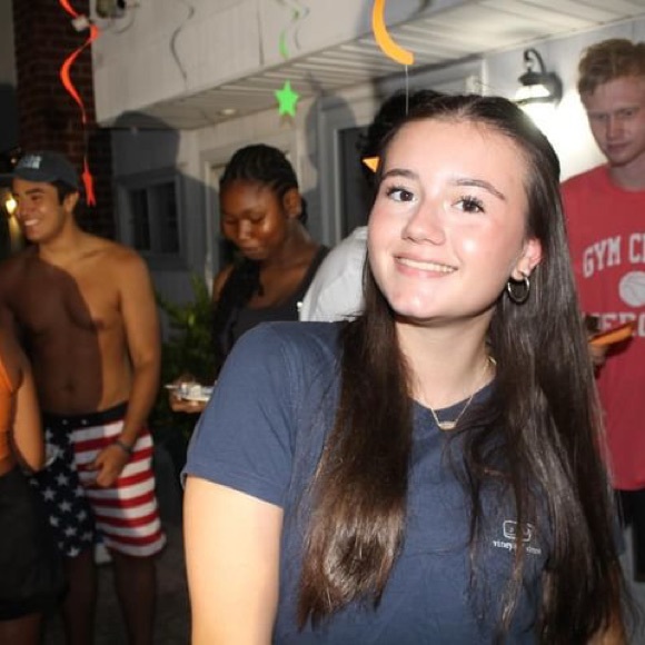 Meet your Posher, Ella - Picture 1 of 1